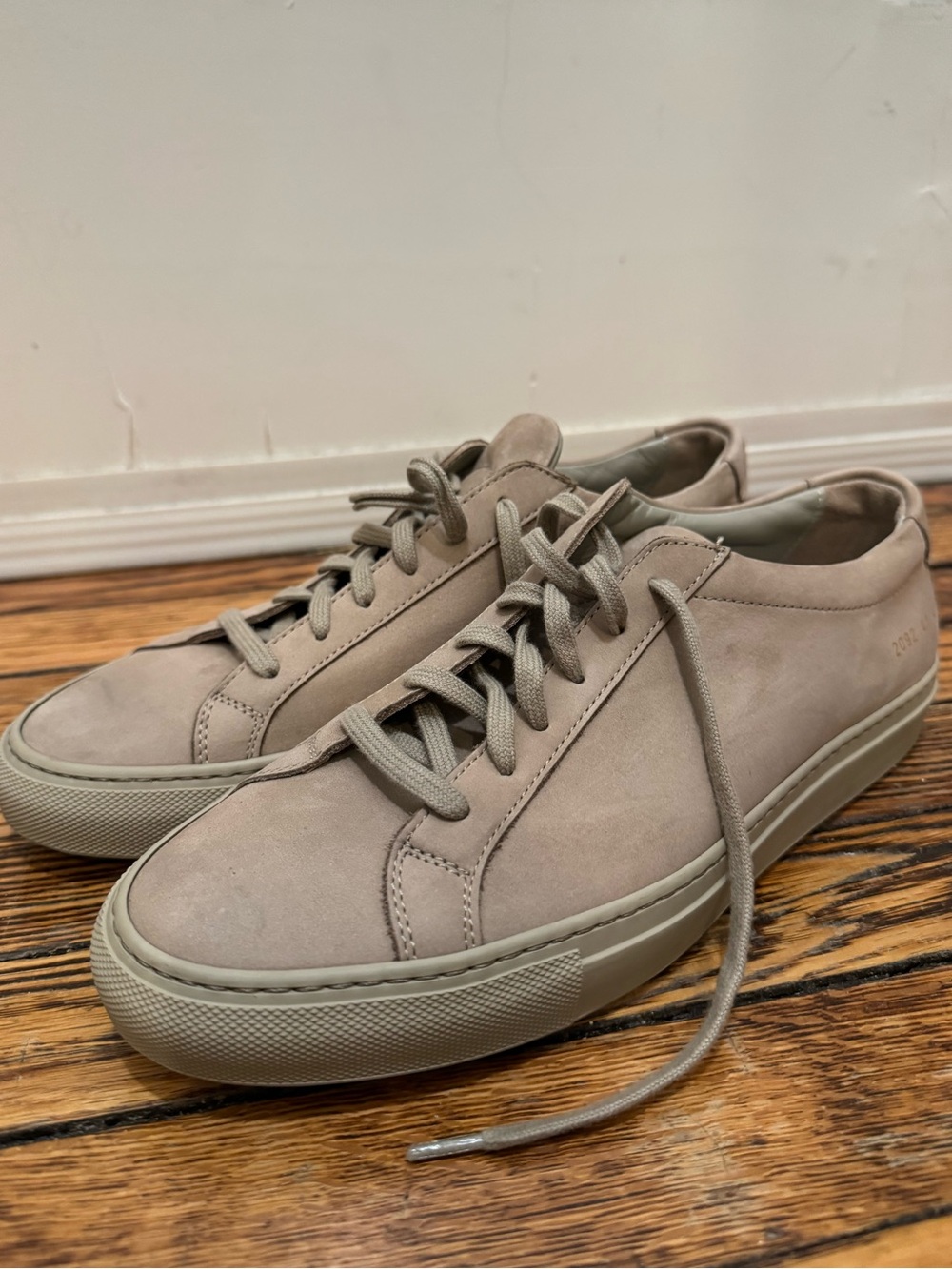 Common Projects Achilles Sneakers